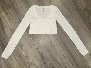 Zenana Women’s White Ribbed Long Sleeve V Neck Crop Top Size L/XL NEW